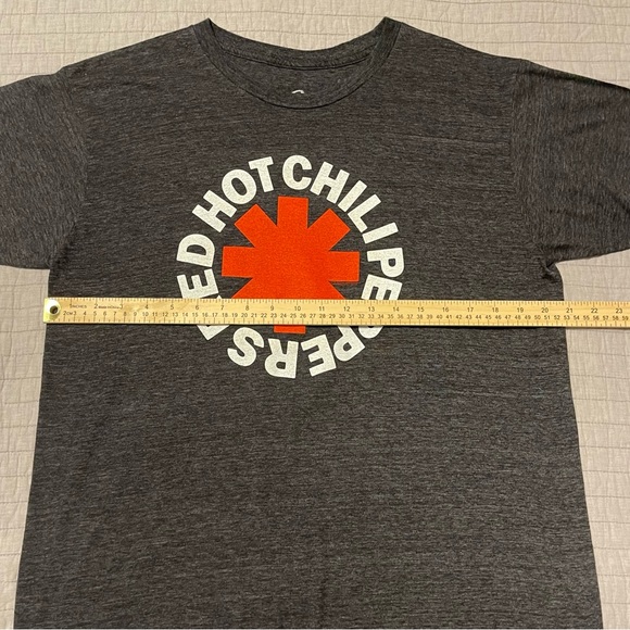 Red Hot Chili Peppers Men T-Shirt Gray Large Rock Concert Tour Graphics - Picture 3 of 5